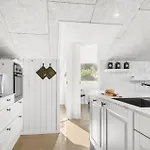 5 Bedroom Cozy In *