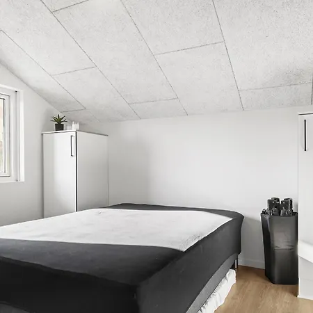 5 Bedroom Cozy In * Hejls