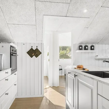 5 Bedroom Cozy In *