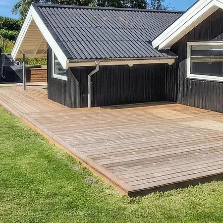 Casa de Férias 5 Bedroom Cozy In Hejls